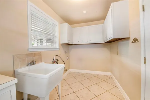 $349,900 | 4405 Napoli Drive, Metairie, LA 70002
