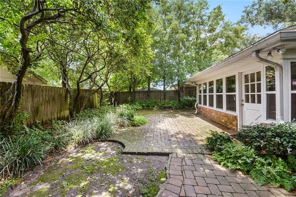 $349,900 | 4405 Napoli Drive, Metairie, LA 70002