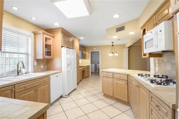 $349,900 | 4405 Napoli Drive, Metairie, LA 70002