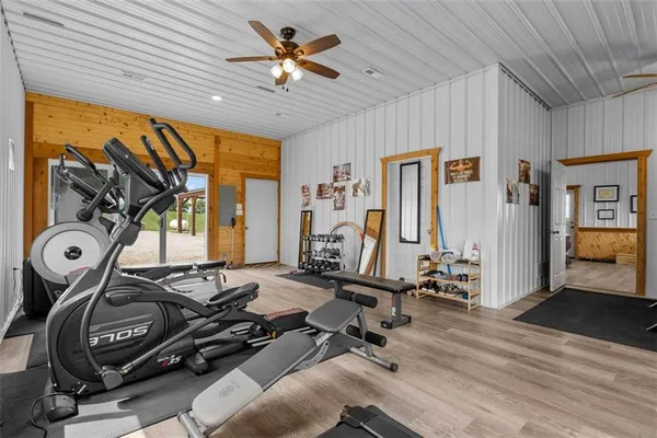 $1,599,990 | 11203 County Road 375, St. Joseph, MO 64505