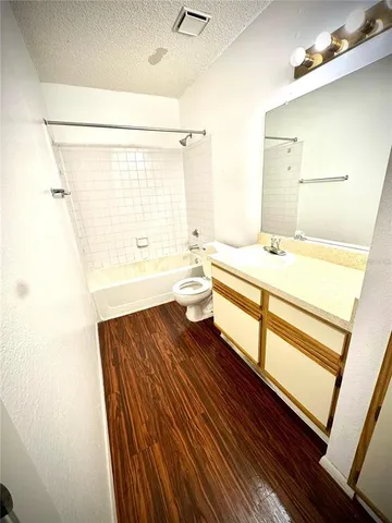 $135,000 | 232 Afton Square, Unit 309, Altamonte Springs, FL 32714