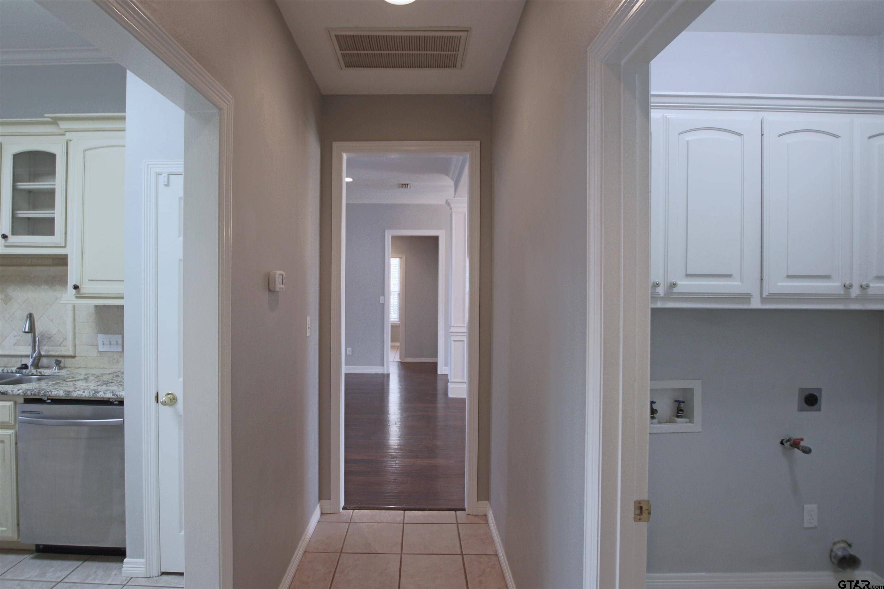 5707 Nicholson Drive Tyler, TX 75707 - Photo 10 of 23