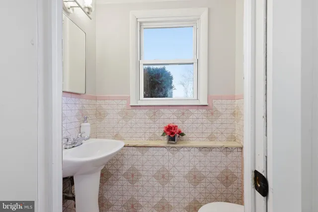 $450,000 | 1401 Hillside Drive, Cherry Hill, NJ 08003