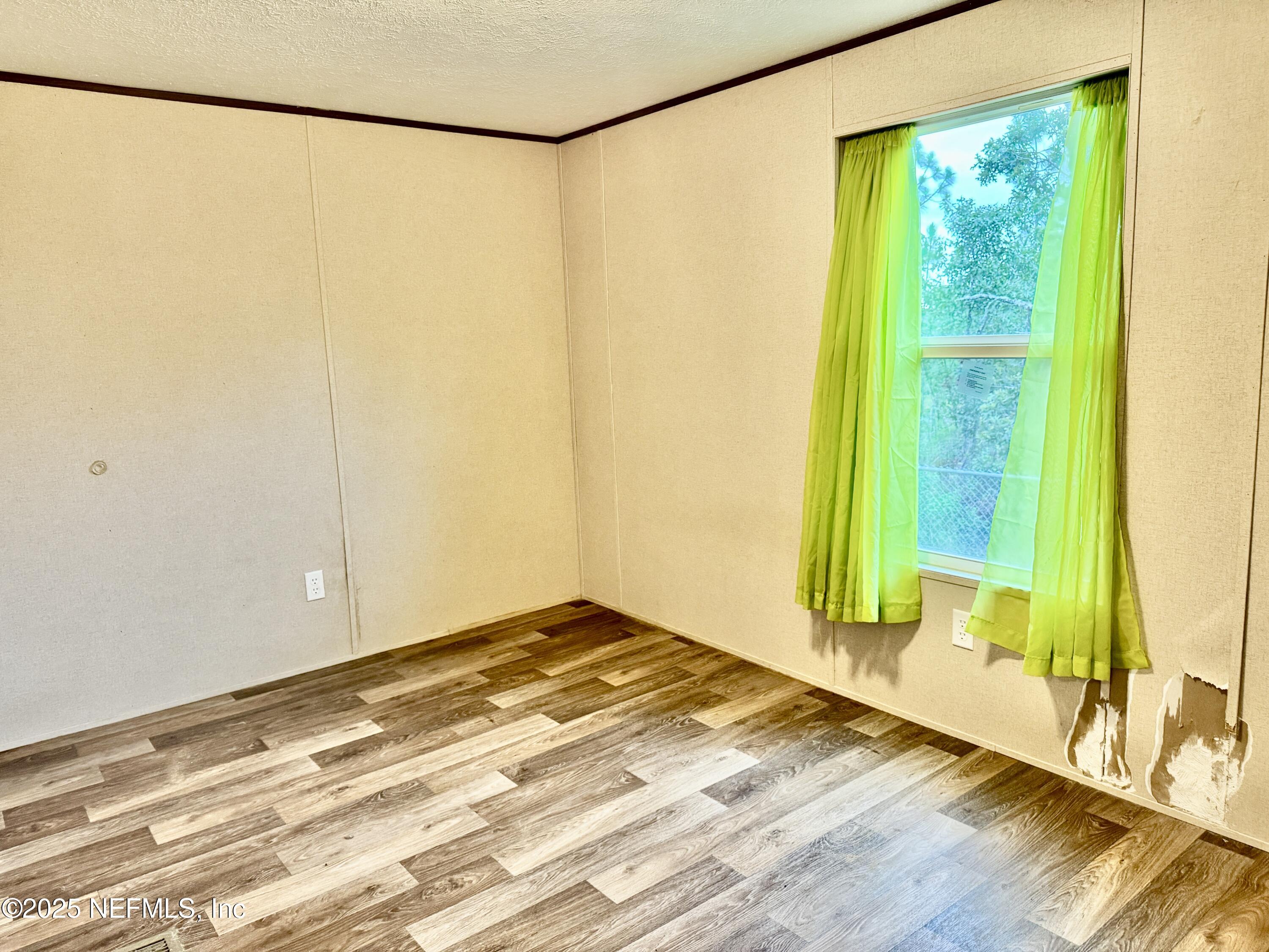 410 Lily Trail Interlachen, FL 32148 - Photo 11 of 23 410 Lily Trl, Interlachen, FL 32148