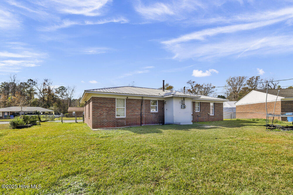 1113 East Stewart Circle Wilmington, NC 28405 - Photo 16 of 18 020_6q7a7615_36_copy_899