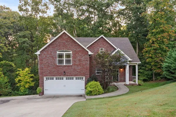 $489,995 | 3047 Gracie Ann Drive, Greenbrier, TN 37073