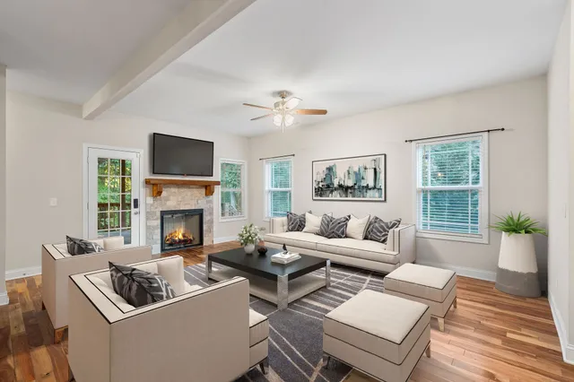 $499,995 | 3047 Gracie Ann Drive, Greenbrier, TN 37073