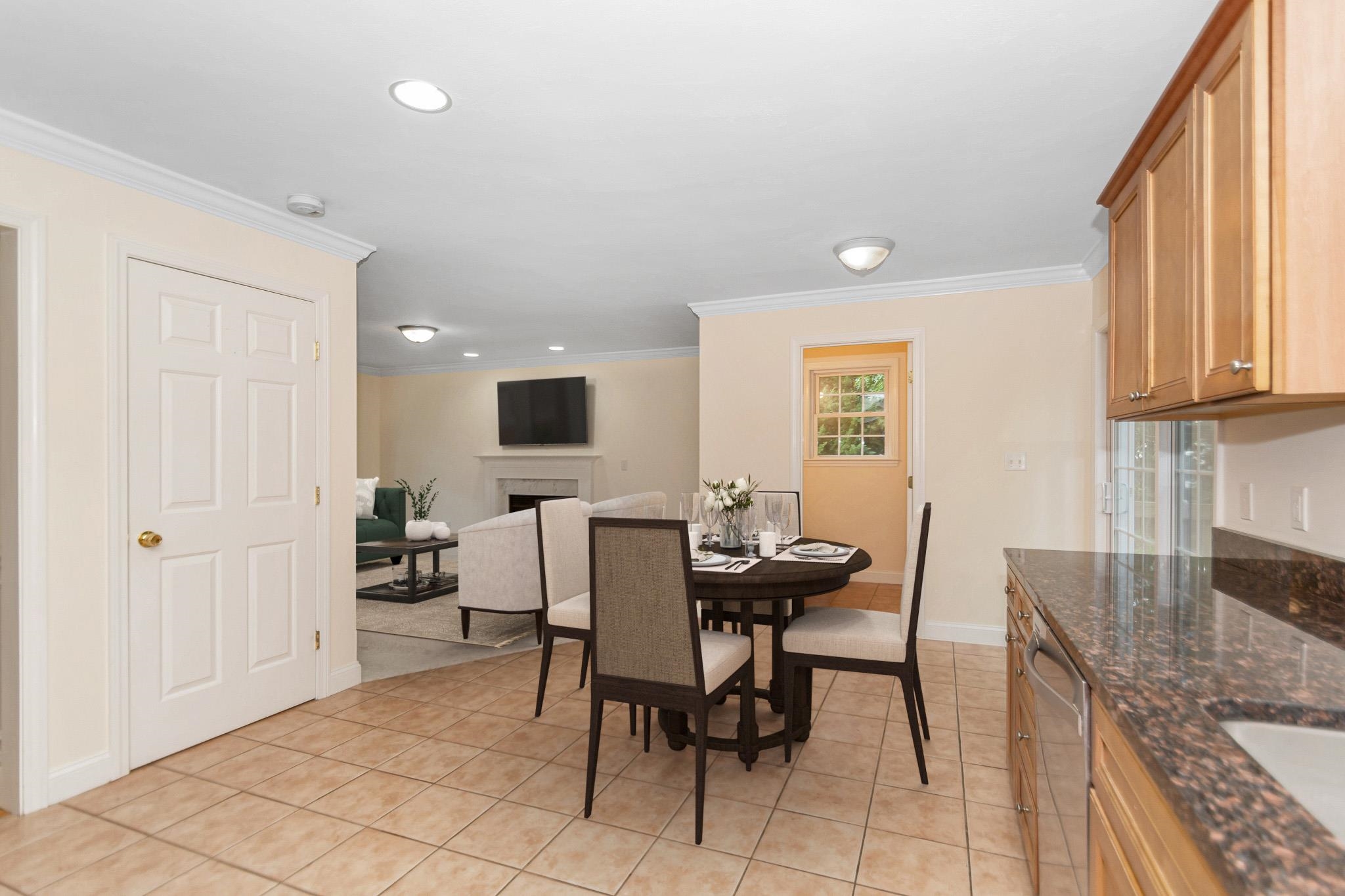 14 Fletcher Road Windham, NH 03087 - Photo 15 of 38