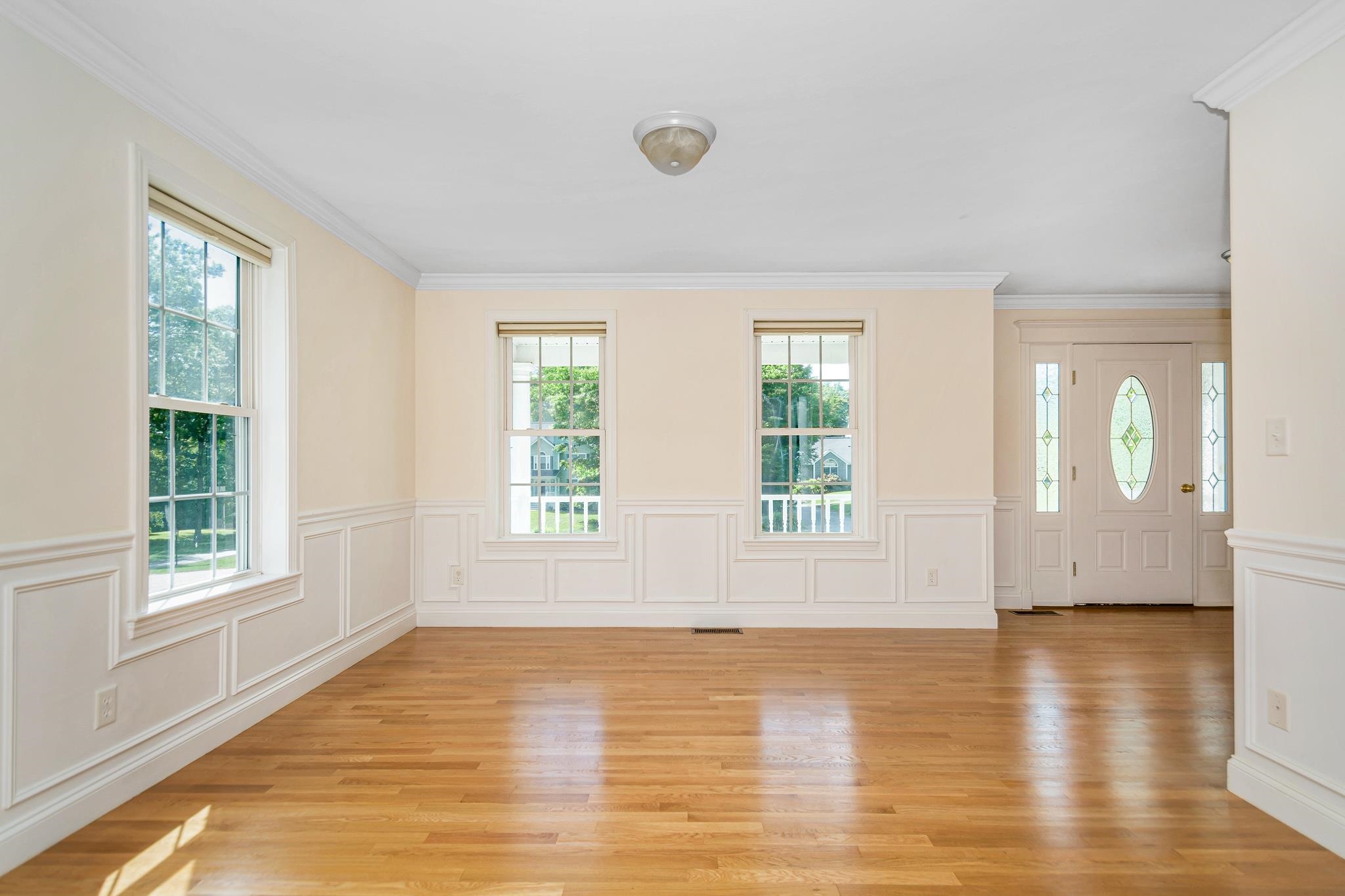 14 Fletcher Road Windham, NH 03087 - Photo 5 of 38