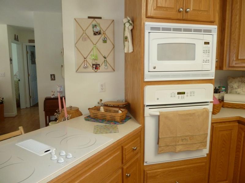 1145 Alean Road Wirtz, VA 24184 - Photo 41 of 66 41 Kitchen.JPG