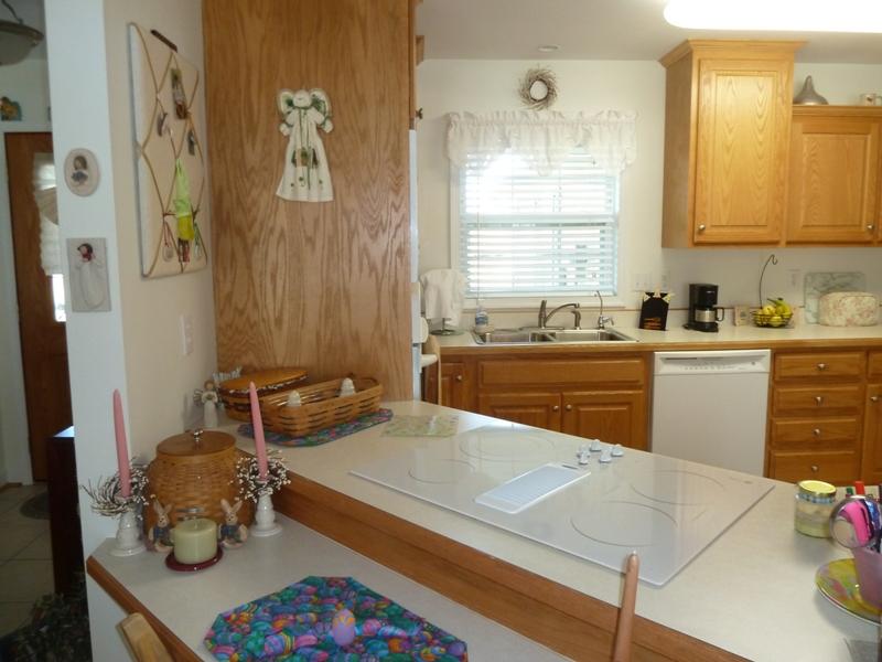 1145 Alean Road Wirtz, VA 24184 - Photo 45 of 66 45 Breakfast Area.JPG