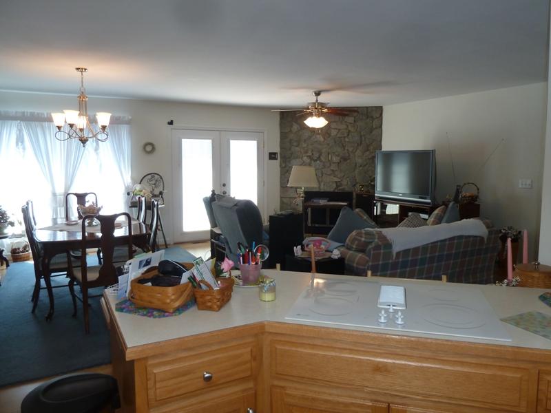 1145 Alean Road Wirtz, VA 24184 - Photo 48 of 66 48 Kitchen into Great Room.JPG