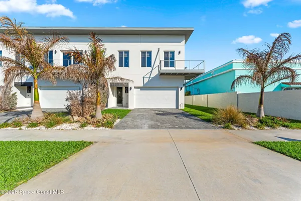 $867,000 | 104 4th Avenue, Indialantic, FL 32903