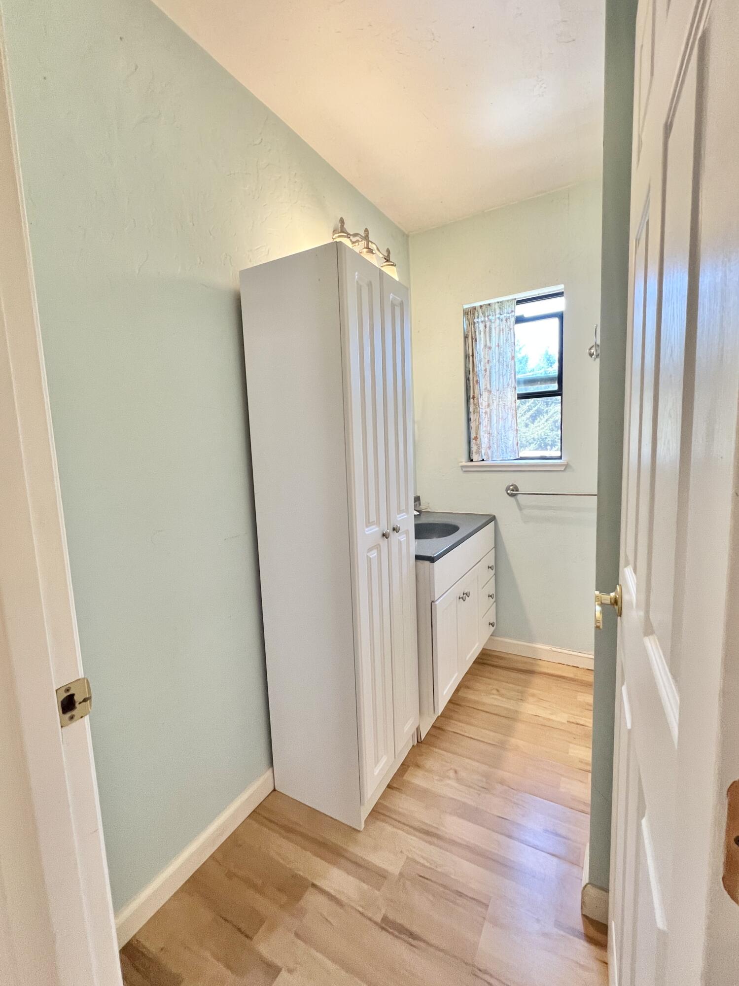 955 Spring Road Whitethorn, CA 95589 - Photo 13 of 74