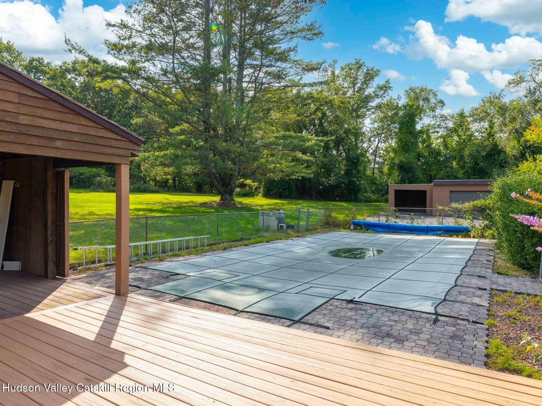 33 Reservoir Road Marlboro, NY 12542 - Photo 6 of 52 photo_online_006
