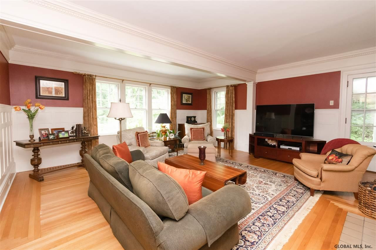 1049 Avon Road Schenectady, NY 12308 - Photo 10 of 33 Photo 10