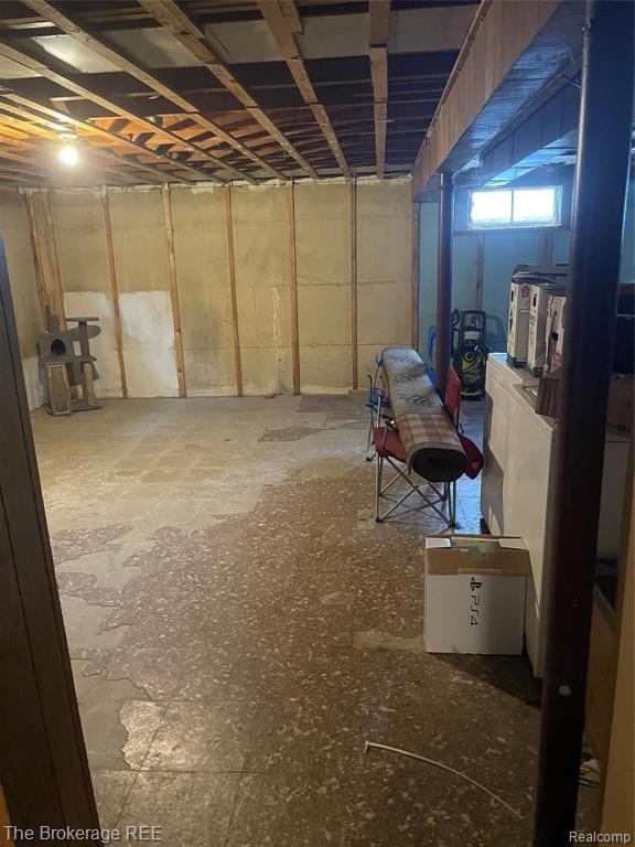 1042 Baldwin Road Lapeer, MI 48446 - Photo 16 of 21 Gallery Image 16