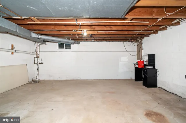 a view of a room with an empty space