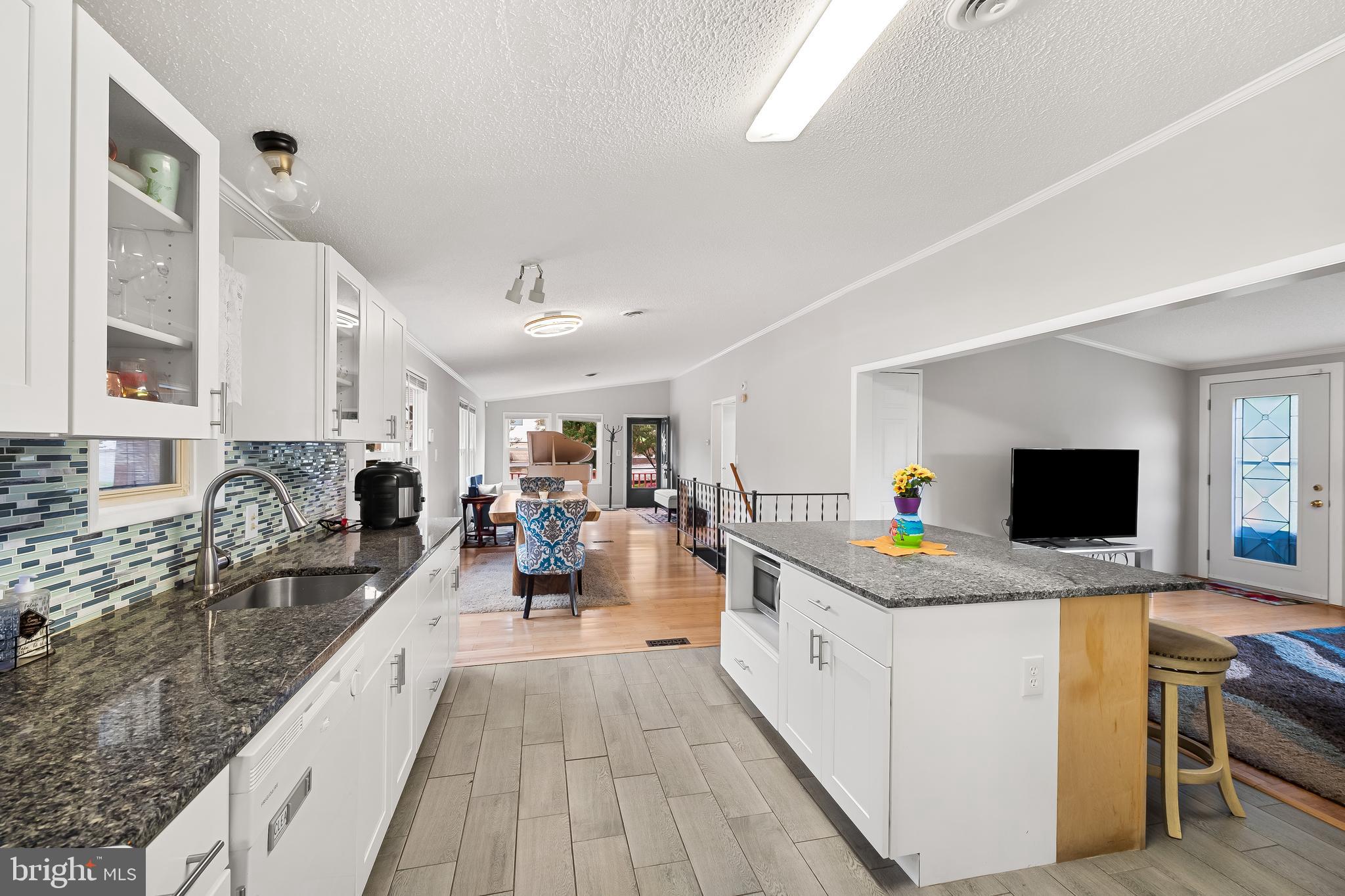 122 Byway Road Owings Mills, MD 21117 - Photo 11 of 51