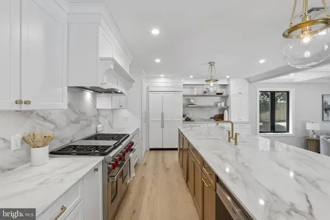$2,295,000 | 2577 Wayland Road, Berwyn, PA 19312