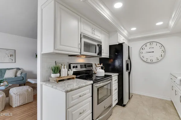 $599,950 | 155 Courtyard Drive, Port Hueneme, CA 93041