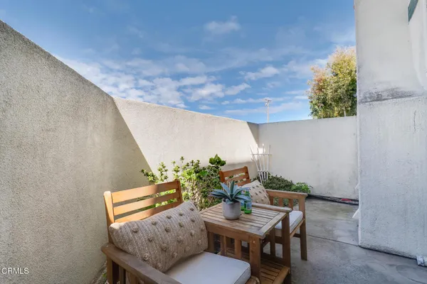 $599,950 | 155 Courtyard Drive, Port Hueneme, CA 93041