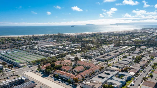 $599,950 | 155 Courtyard Drive, Port Hueneme, CA 93041