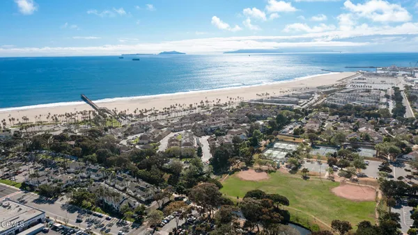 $599,950 | 155 Courtyard Drive, Port Hueneme, CA 93041