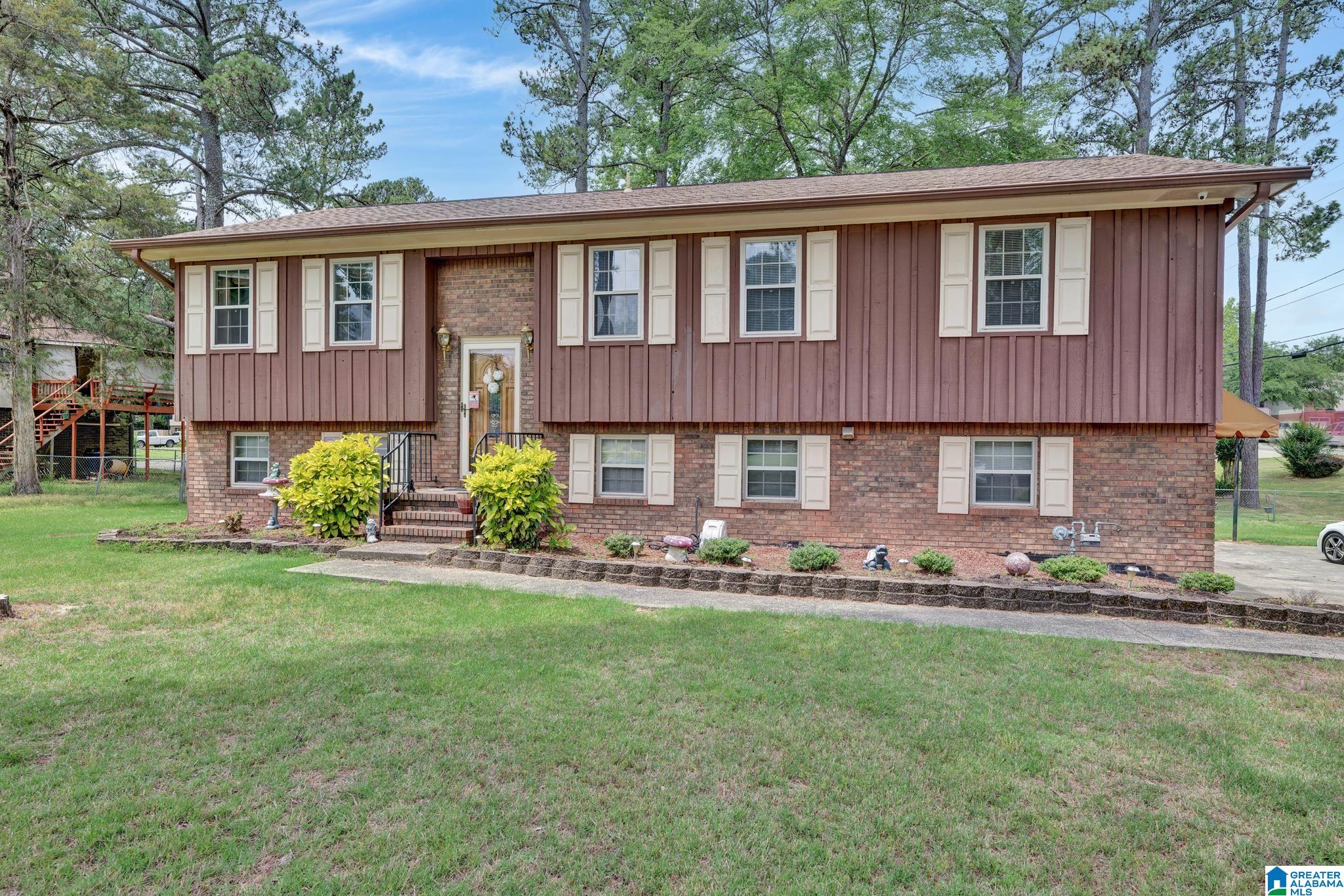 1121 Pacific Drive Alabaster, AL 35007 - Photo 1 of 36