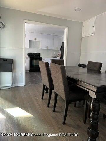 742 Myrtle Avenue West Allenhurst, NJ 07711 - Photo 11 of 13 a view of a dining room with furniture