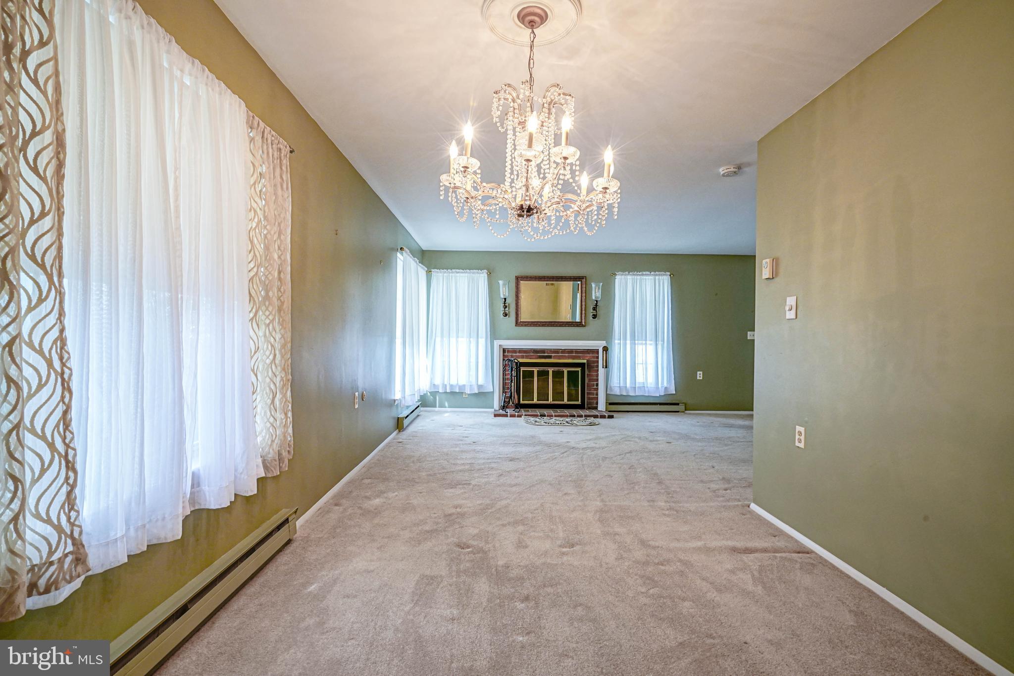 987 Westminster Drive North Southampton, NJ 08088 - Photo 11 of 33