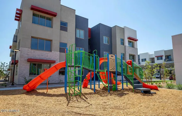 $1,438 | 2050 West Southern Avenue, Unit 2, Phoenix, AZ 85041