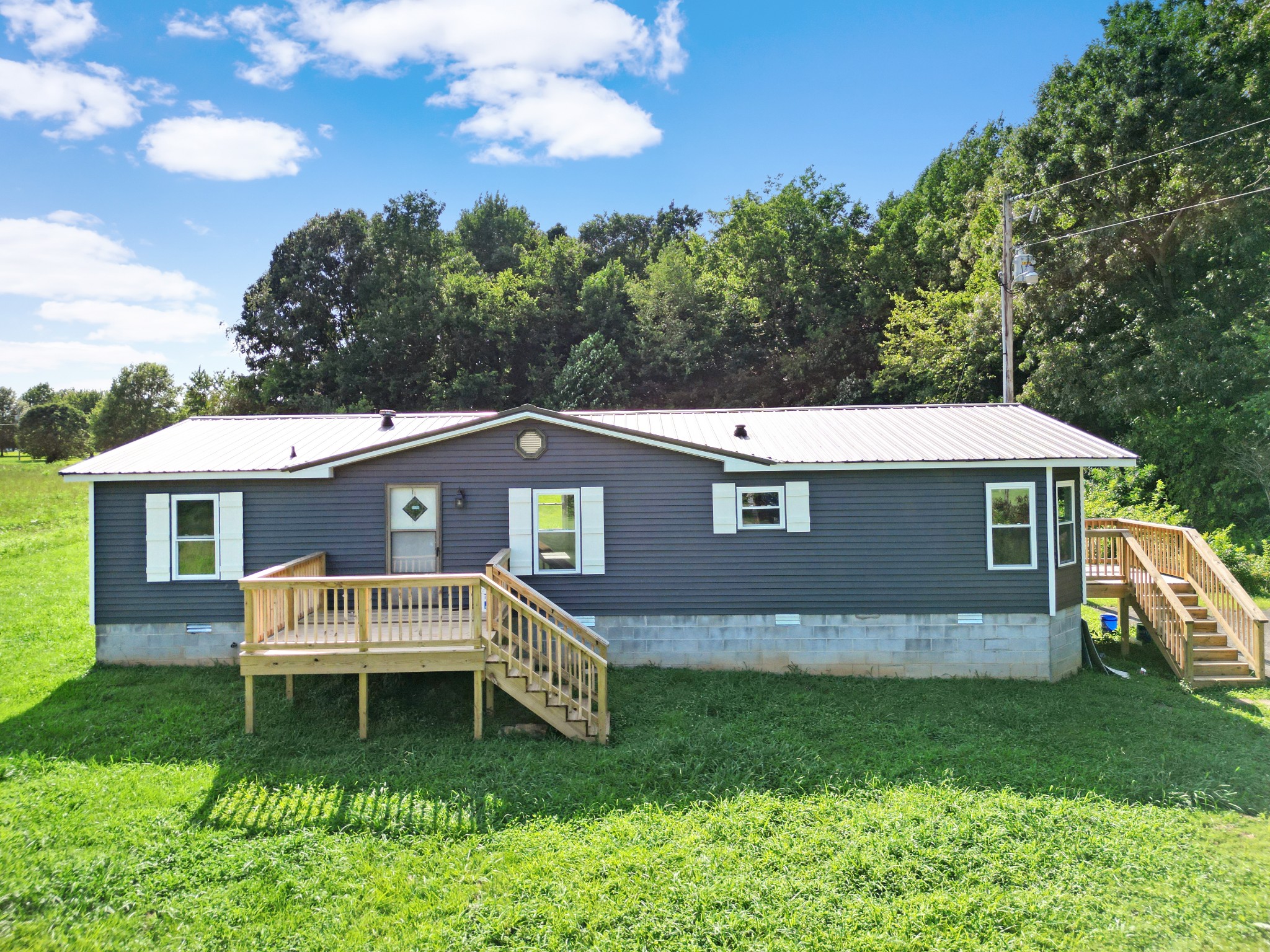 6800 Williams Road Cross Plains, TN 37049 - Photo 1 of 15