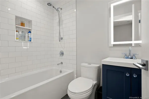 $4,000 | 1611 Washington Boulevard, Unit 6, Stamford, CT 06902