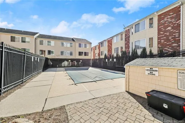 $4,000 | 1611 Washington Boulevard, Unit 6, Stamford, CT 06902