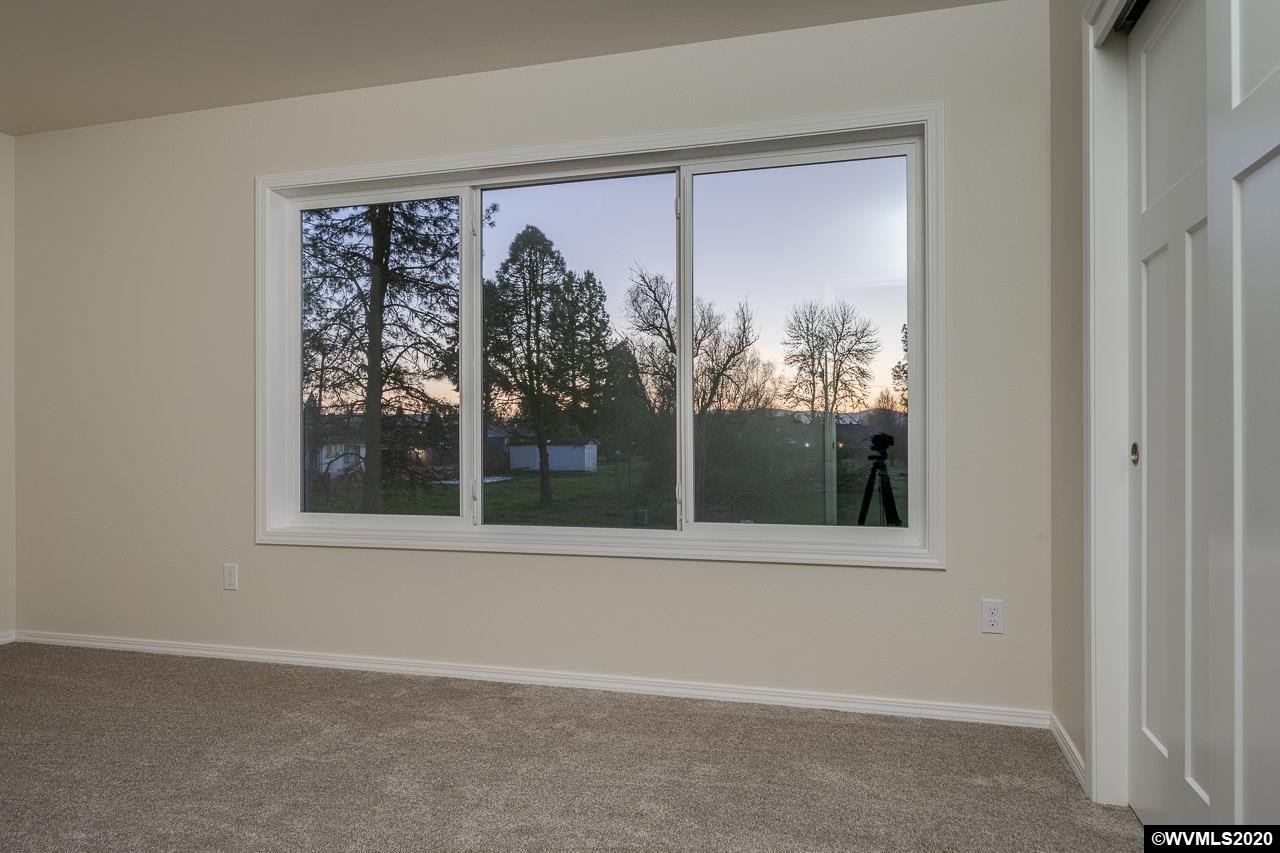 2625 Northwest Gibson Hill Road Albany, OR 97321 - Photo 16 of 23 Gallery Image 16