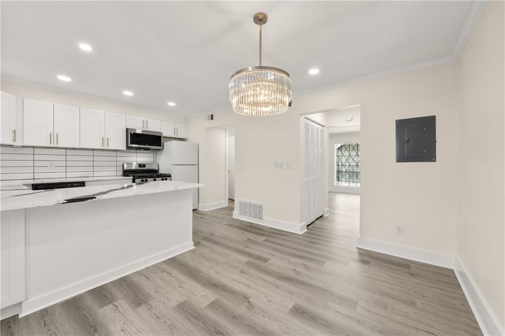 3298 Abbeywood Drive Decatur, GA 30034 - Photo 11 of 36