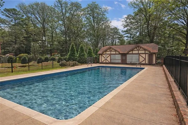 $1,850 | 3298 Abbeywood Drive, Decatur, GA 30034