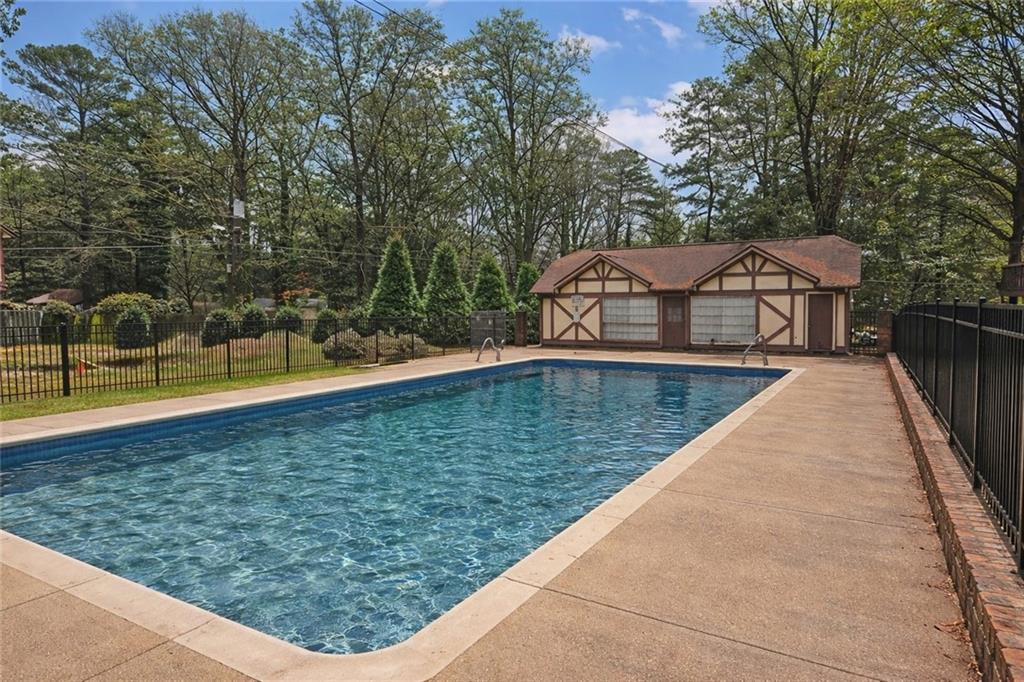 3298 Abbeywood Drive Decatur, GA 30034 - Photo 5 of 36