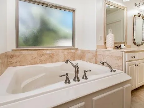 $693,000 | 459 Camden Park Drive, Covington, LA 70435