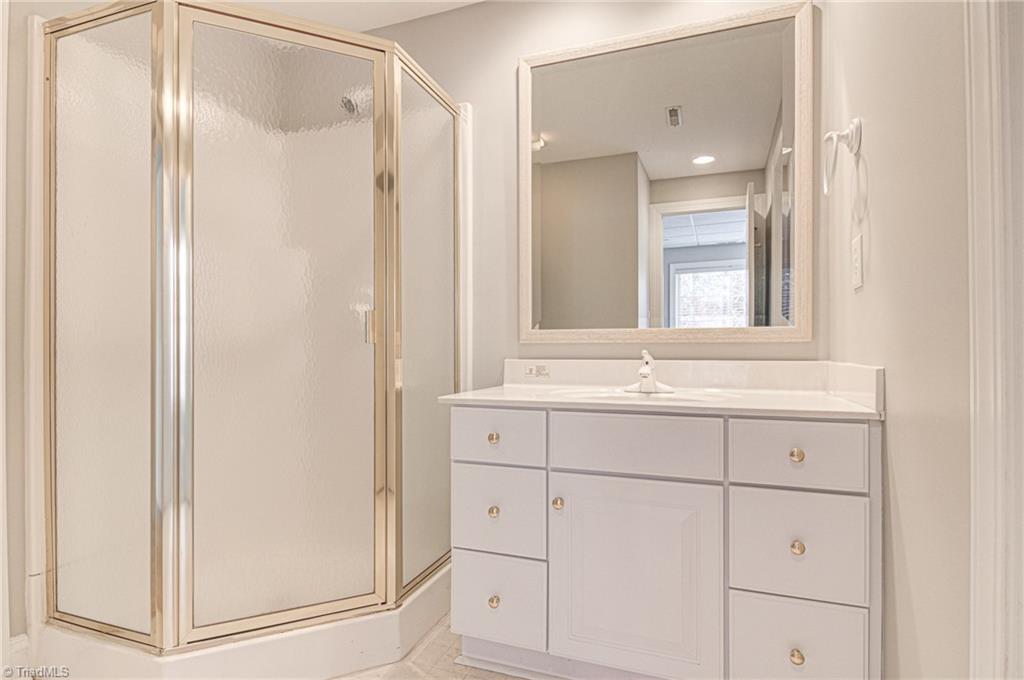 2905 County Clare Road Greensboro, NC 27407 - Photo 40 of 50 Gallery Image 40