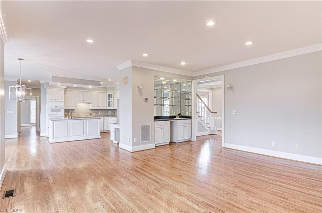 2905 County Clare Road Greensboro, NC 27407 - Photo 8 of 50 Gallery Image 8