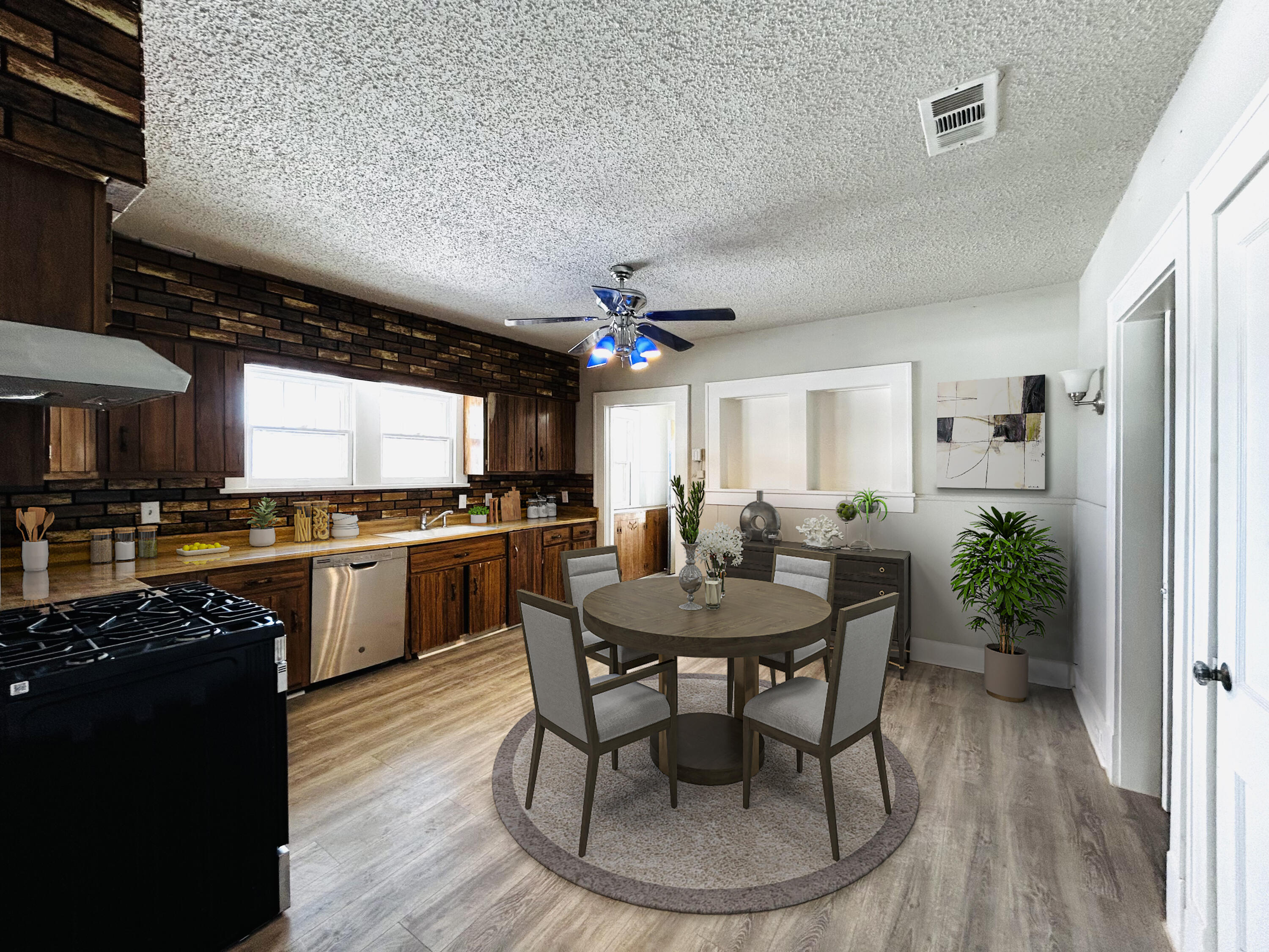 924 46th Street Lubbock, TX 79412 - Photo 6 of 21 IMG_9254 (VS)