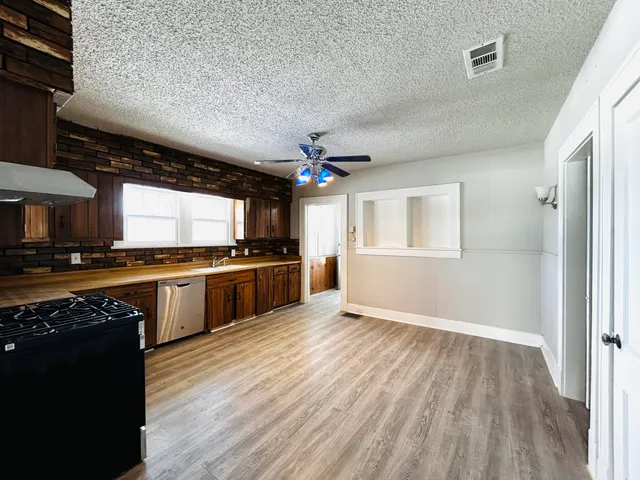 $185,000 | 924 46th Street, Lubbock, TX 79412