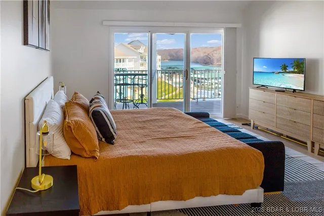 $439,000 | 4800 Eagleview Drive, Unit 541, Osage Beach, MO 65065