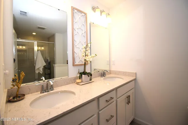 $1,975 | 6834 Golden Monarch Avenue, Jacksonville, FL 32217