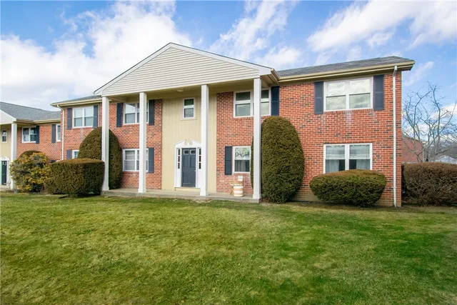 $375,000 | 70 Carroll Avenue, Unit 510, Newport, RI 02840