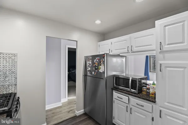 $1,900 | 5340 Holmes Run Parkway, Unit 917, Alexandria, VA 22304