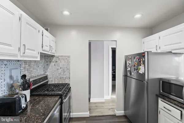 $1,900 | 5340 Holmes Run Parkway, Unit 917, Alexandria, VA 22304