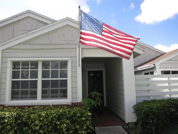$2,600 | 13749 Southwest 147th Cir Lane, Unit 135, Miami, FL 33186